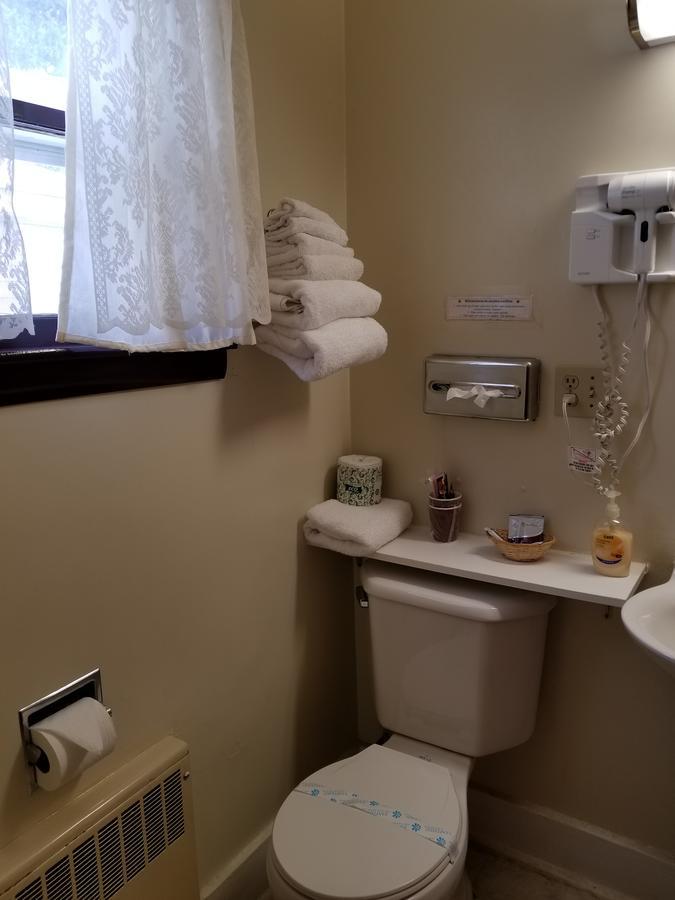 Home Motel Abbotsford Bagian luar foto